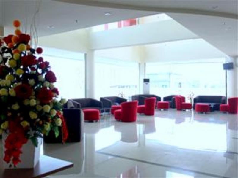 Halogen Hotel Airport Surabaya Sidoarjo Exterior photo